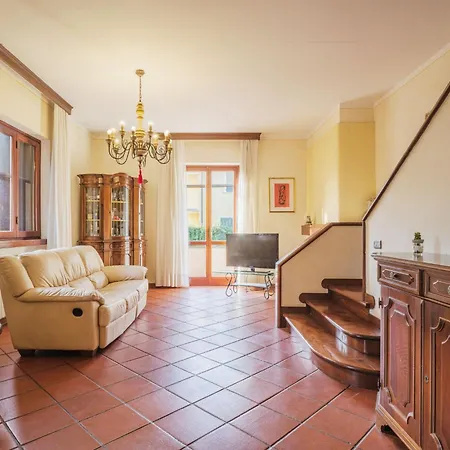 펜션 Orchidea By Interhome *